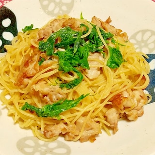 豚バラしゃぶ肉とわさび菜のパスタ